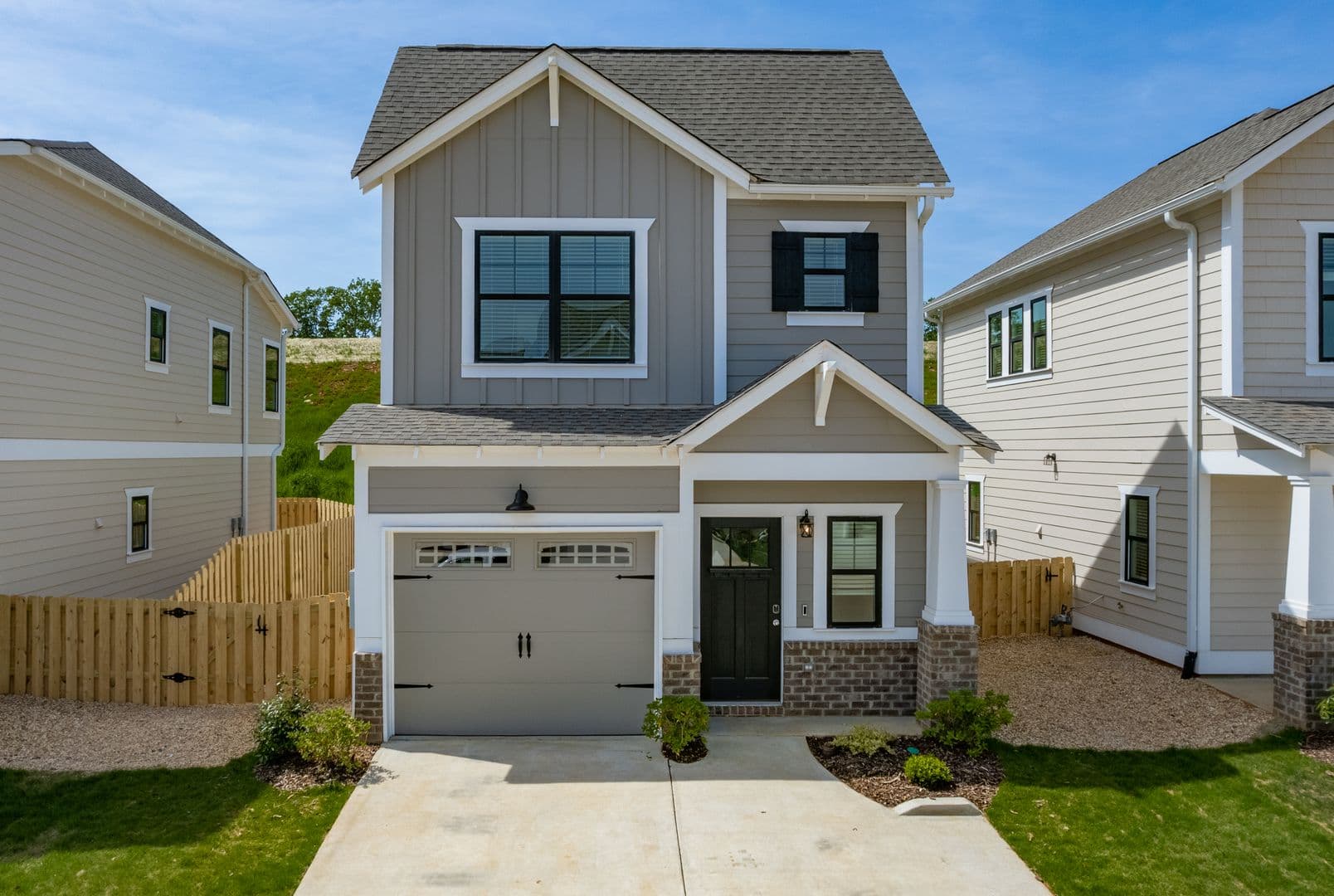 Pelham House: 104 Huntley Drive