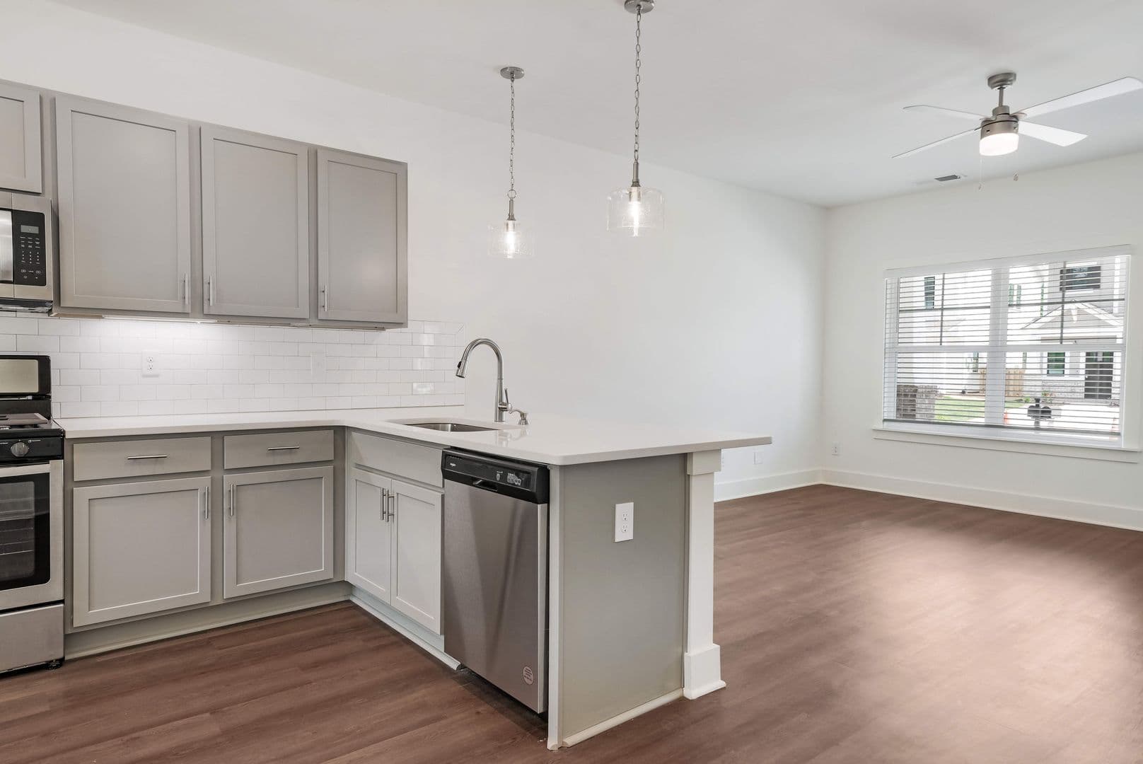 Pelham House: 121 Huntley Knoll Drive