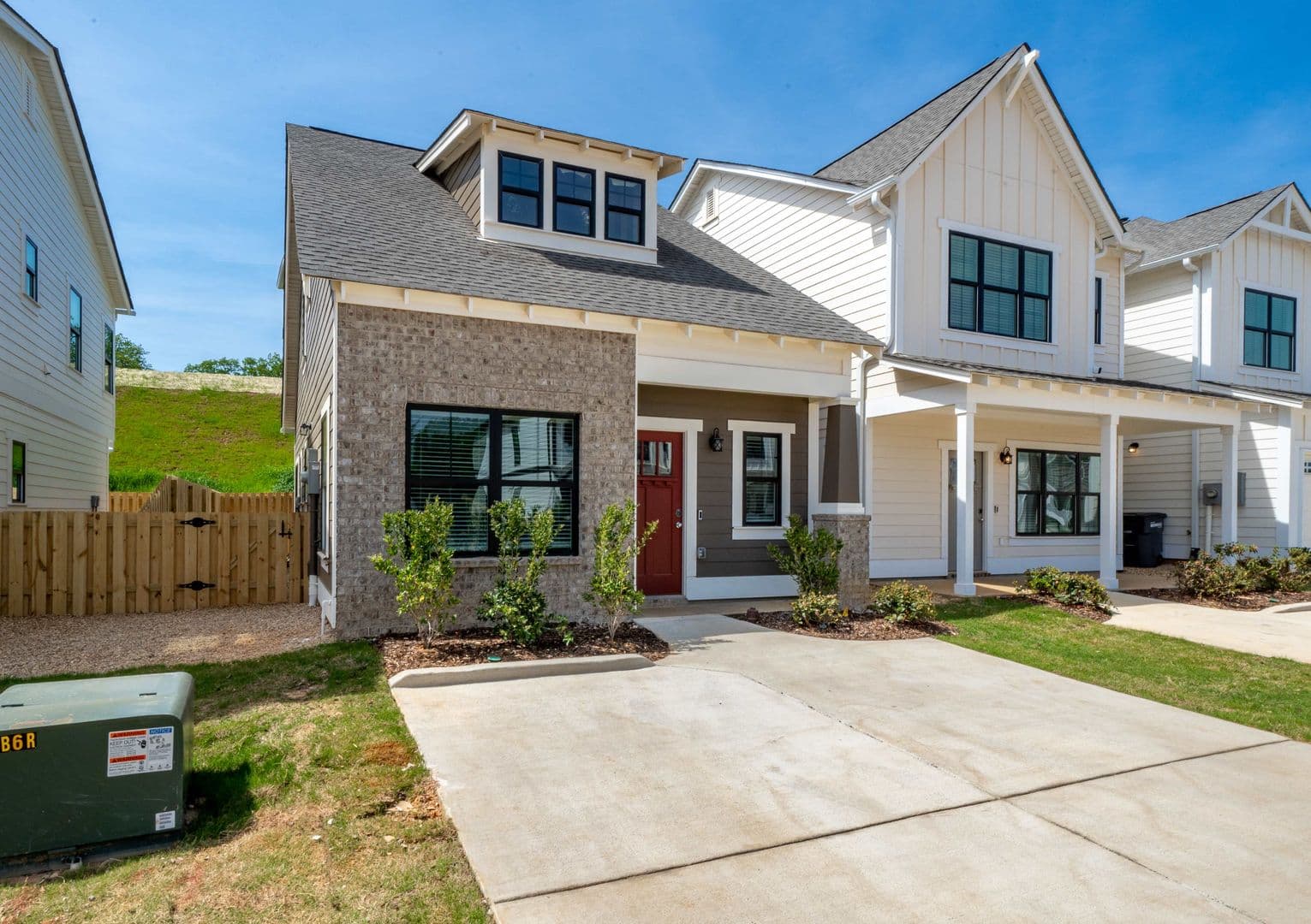 Pelham House: 224 Huntley Knoll Place