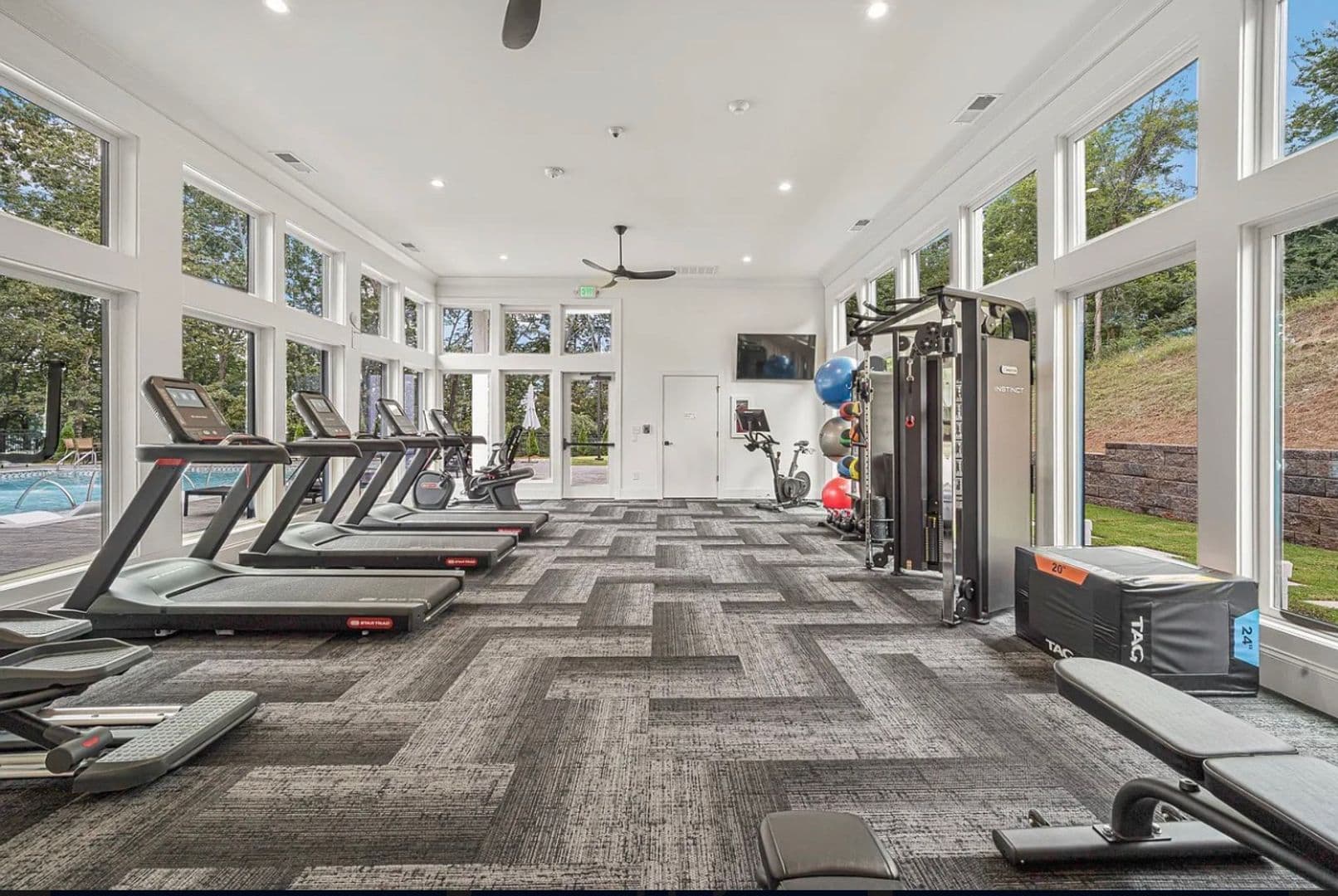 Irondale House: 4156 Prentice St