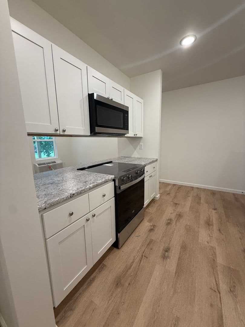 Jackson Apartment: 4624 MO HIGHWAY 72  - Apt 9