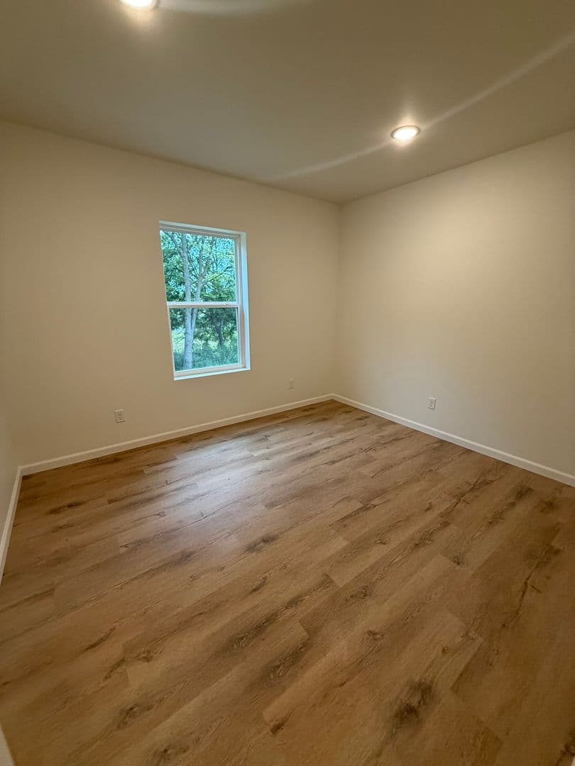 Jackson Apartment: 4624 MO HIGHWAY 72  - Apt 9