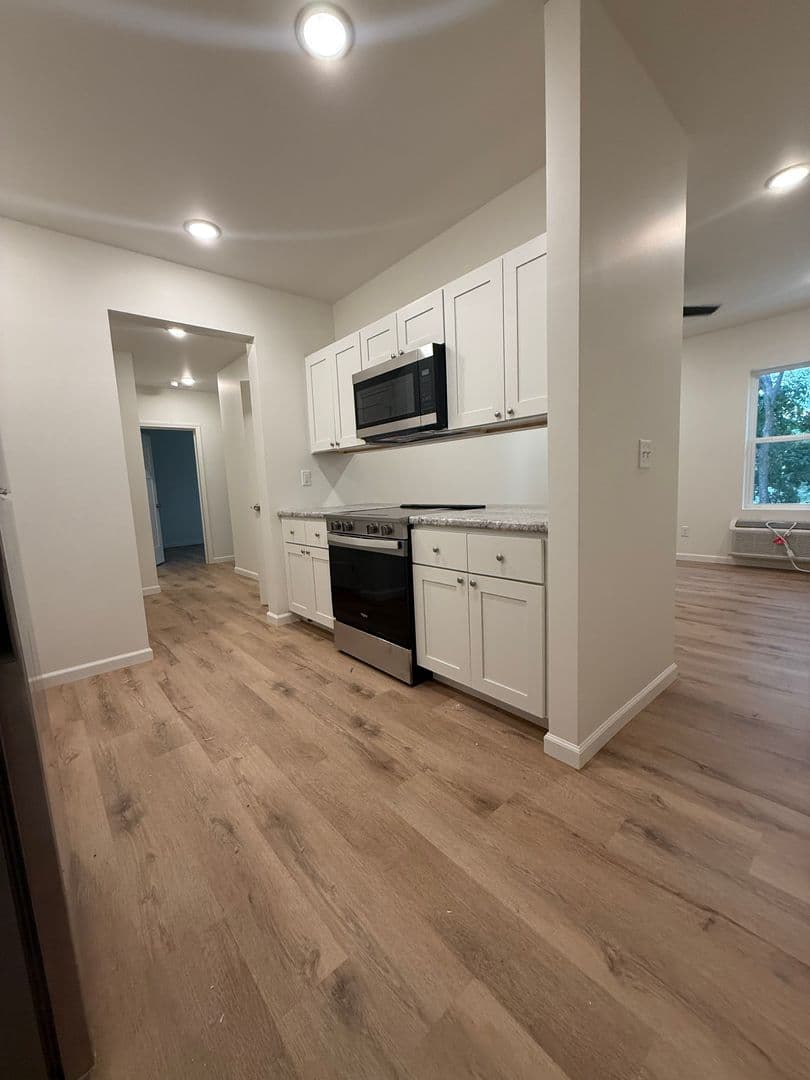 Jackson Apartment: 4624 MO HIGHWAY 72  - Apt 9