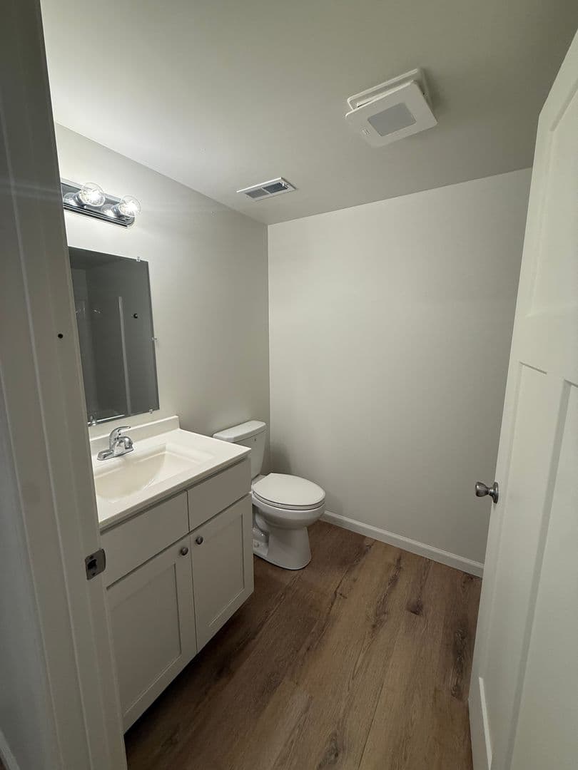 Jackson Apartment: 4624 MO HIGHWAY 72  - Apt 8
