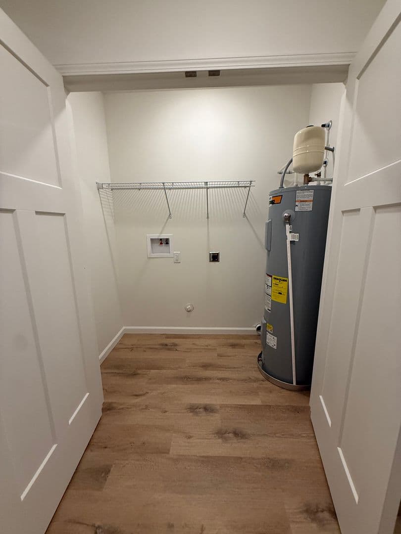 Jackson Apartment: 4624 MO HIGHWAY 72  - Apt 9