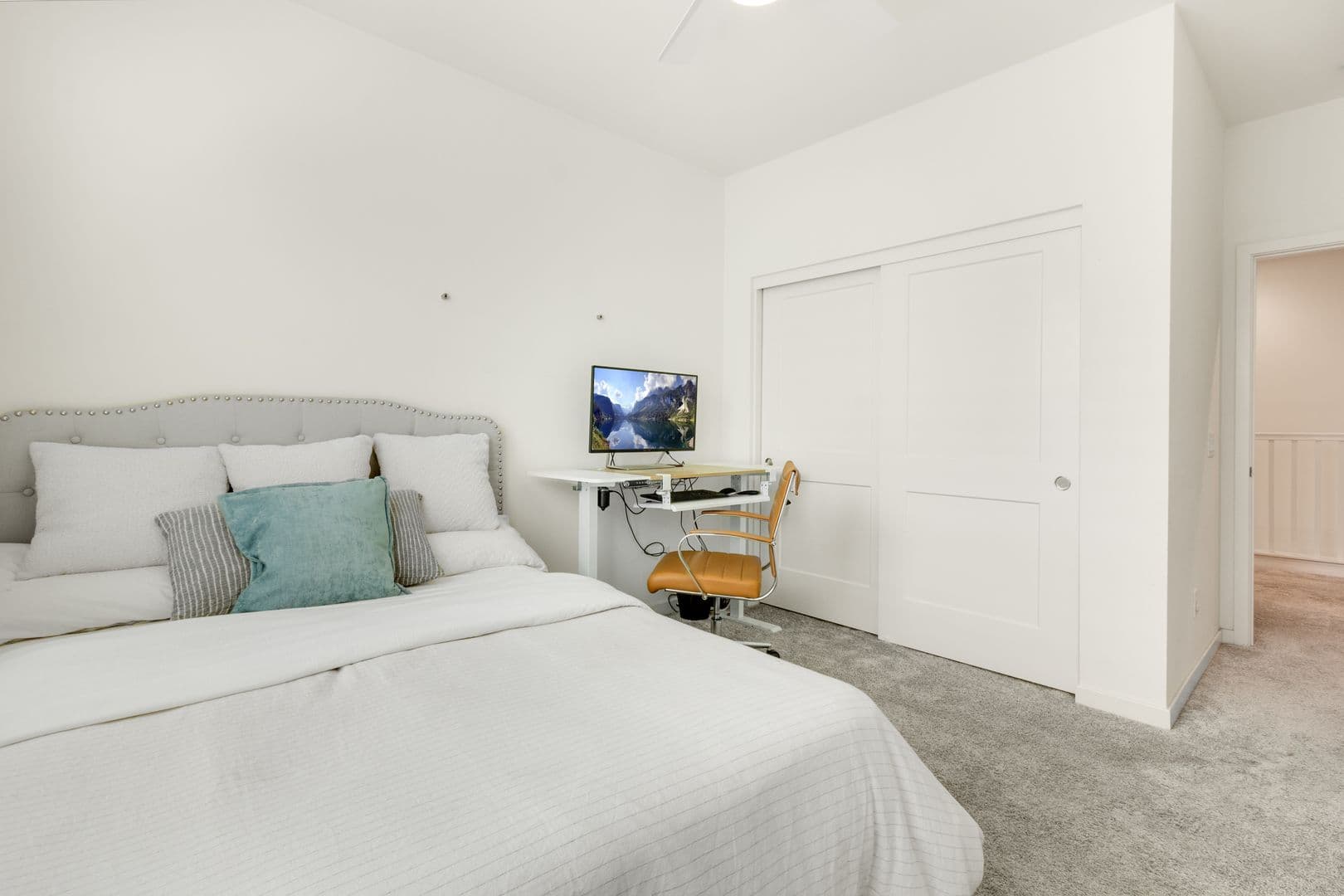 Simi Valley Townhome: 122 Red Brick Drive, Unit 3