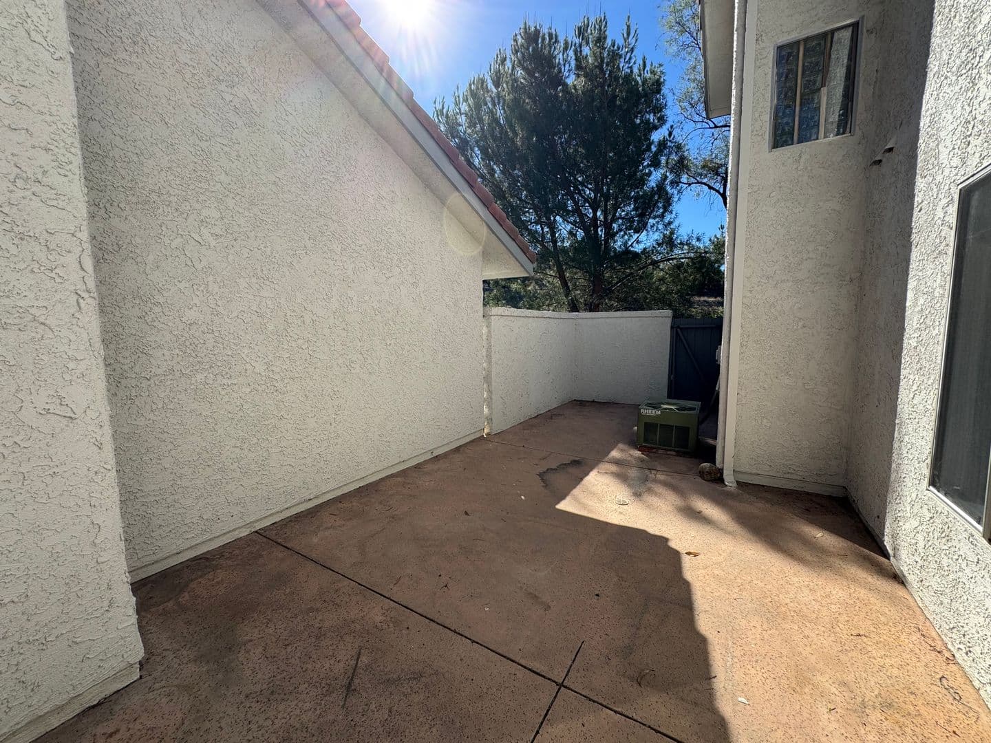 Oak Park House: 6860 Poppyview Drive