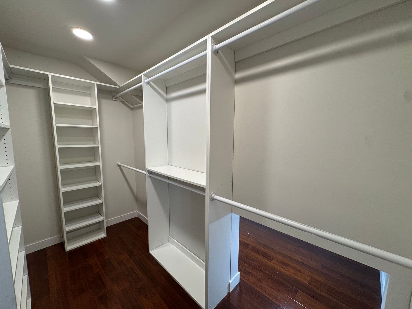 Oak Park House: 6860 Poppyview Drive