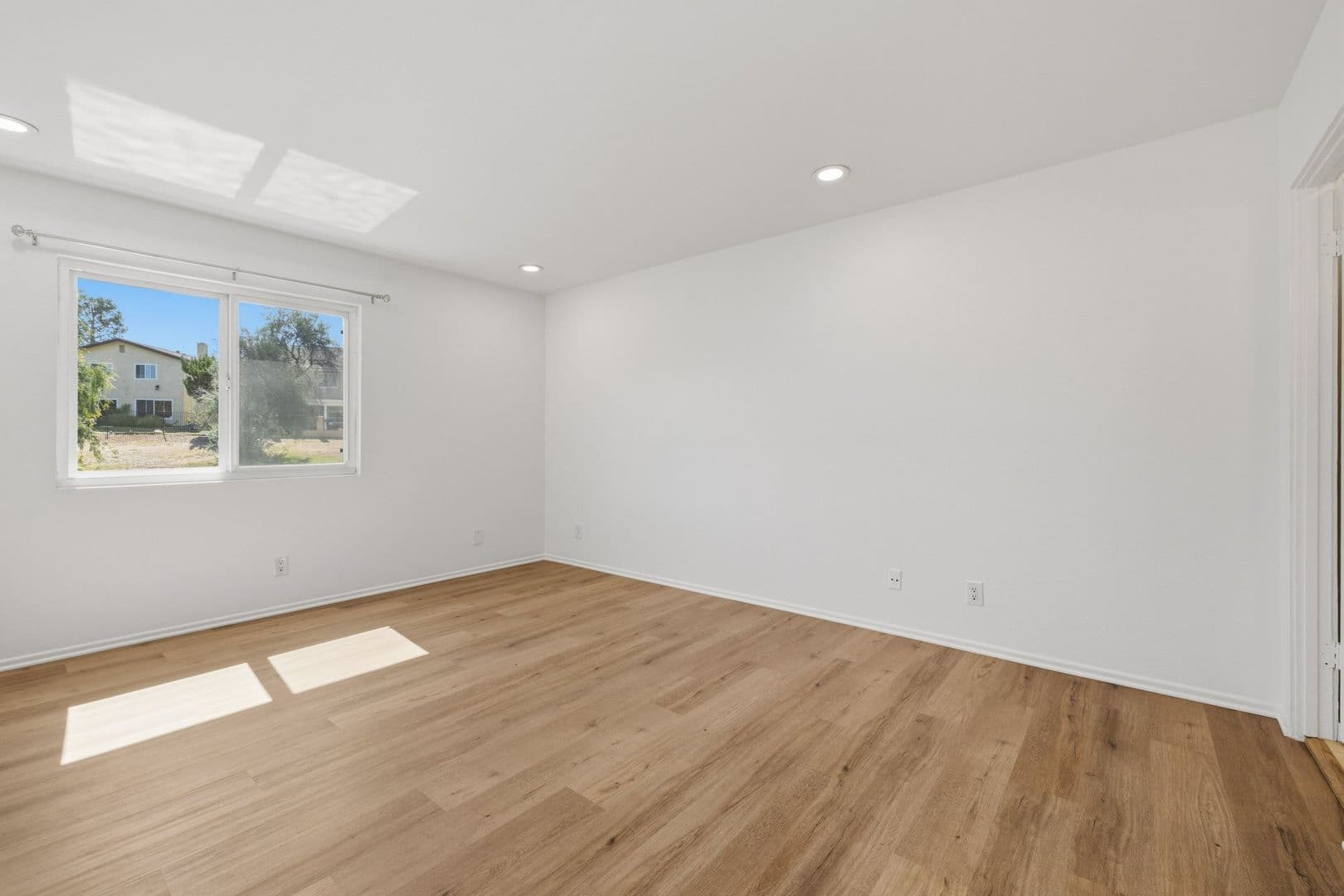 Agoura Hills House: 5658 Slicers Circle