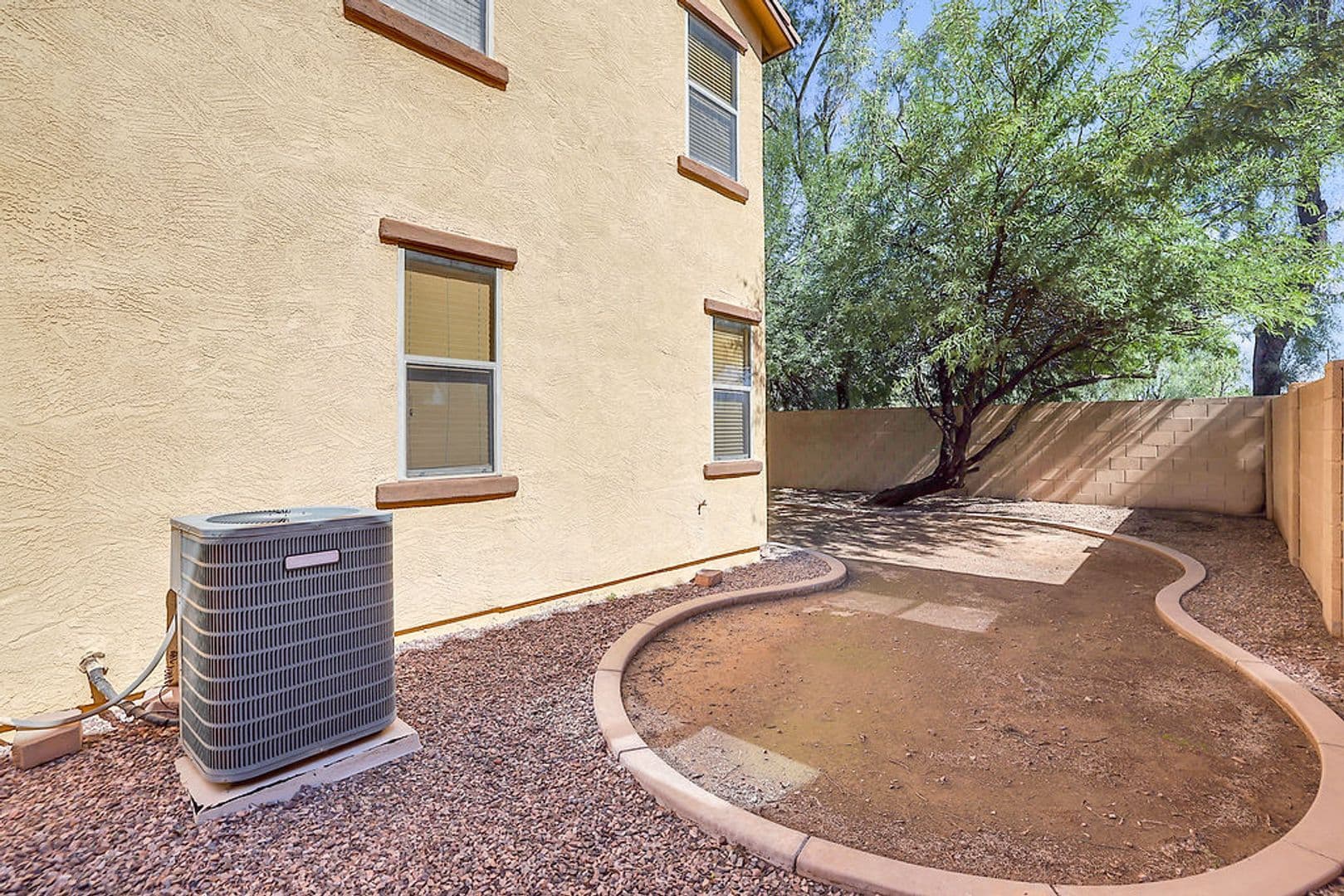 Gilbert House: 4025 S Soboba Street
