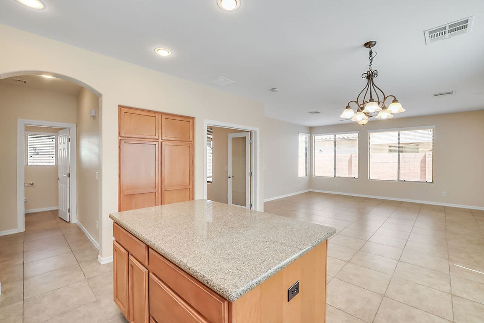 Queen Creek House: 19054 E Seagull Drive