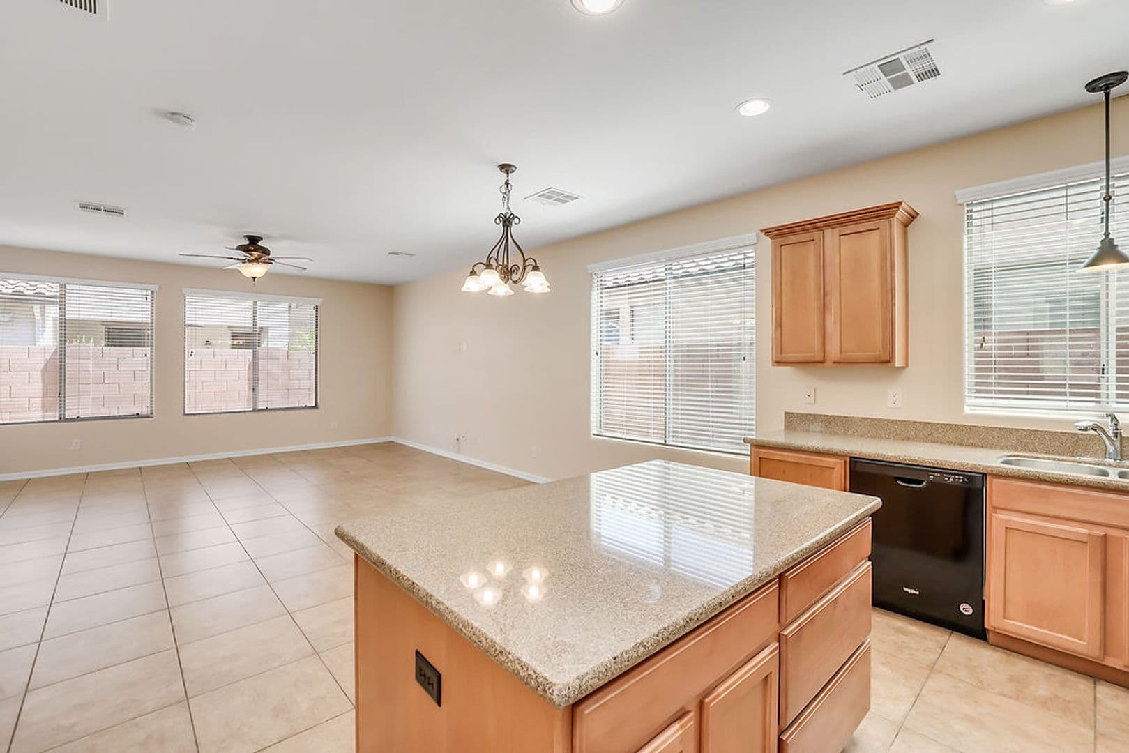 Queen Creek House: 19054 E Seagull Drive