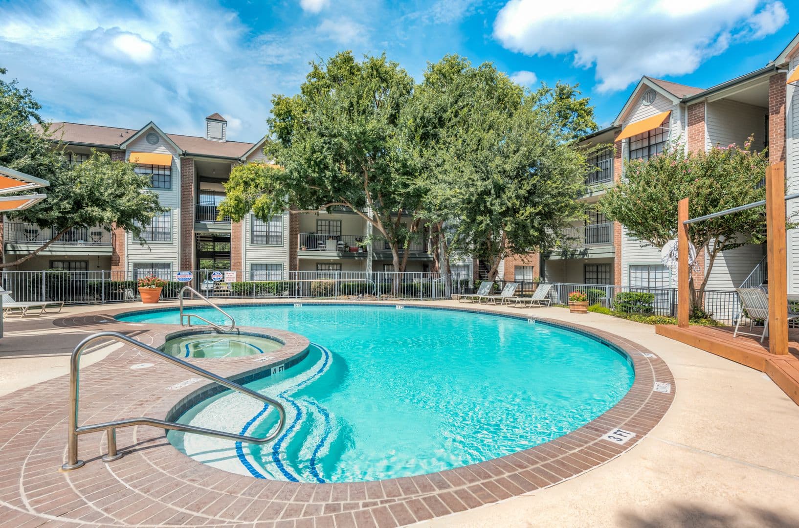 Houston Apartment: 10950 Westbrae Parkway