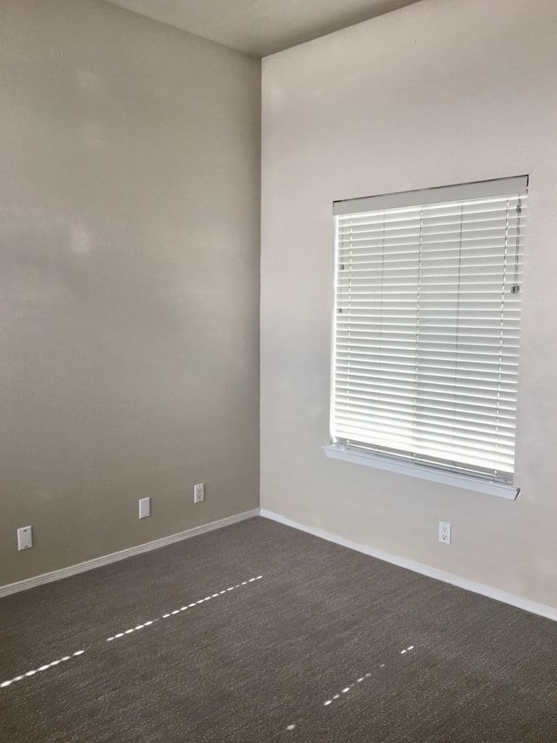 Albuquerque House: 2444 Plaza Vizcaya NW