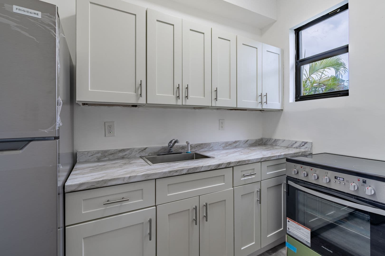 Miami Apartment: 2961 SW 5TH ST