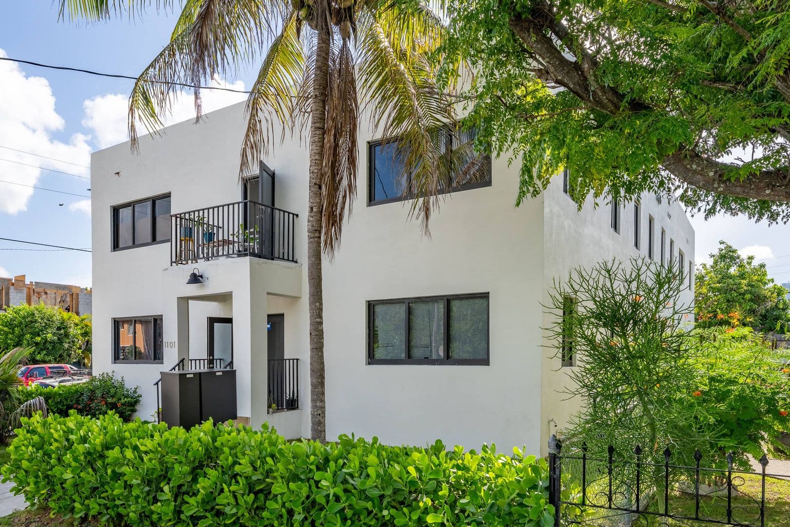 Miami Apartment: 1101 SW 12TH CT
