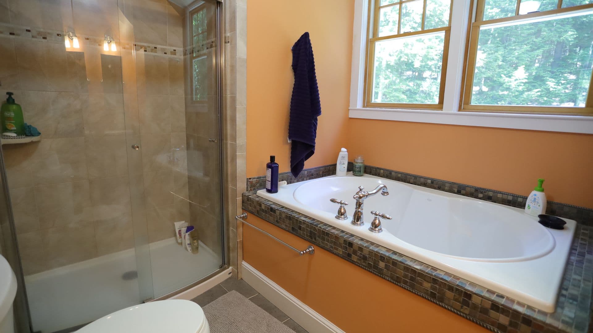 Thornton House: 208 High Brook Rd