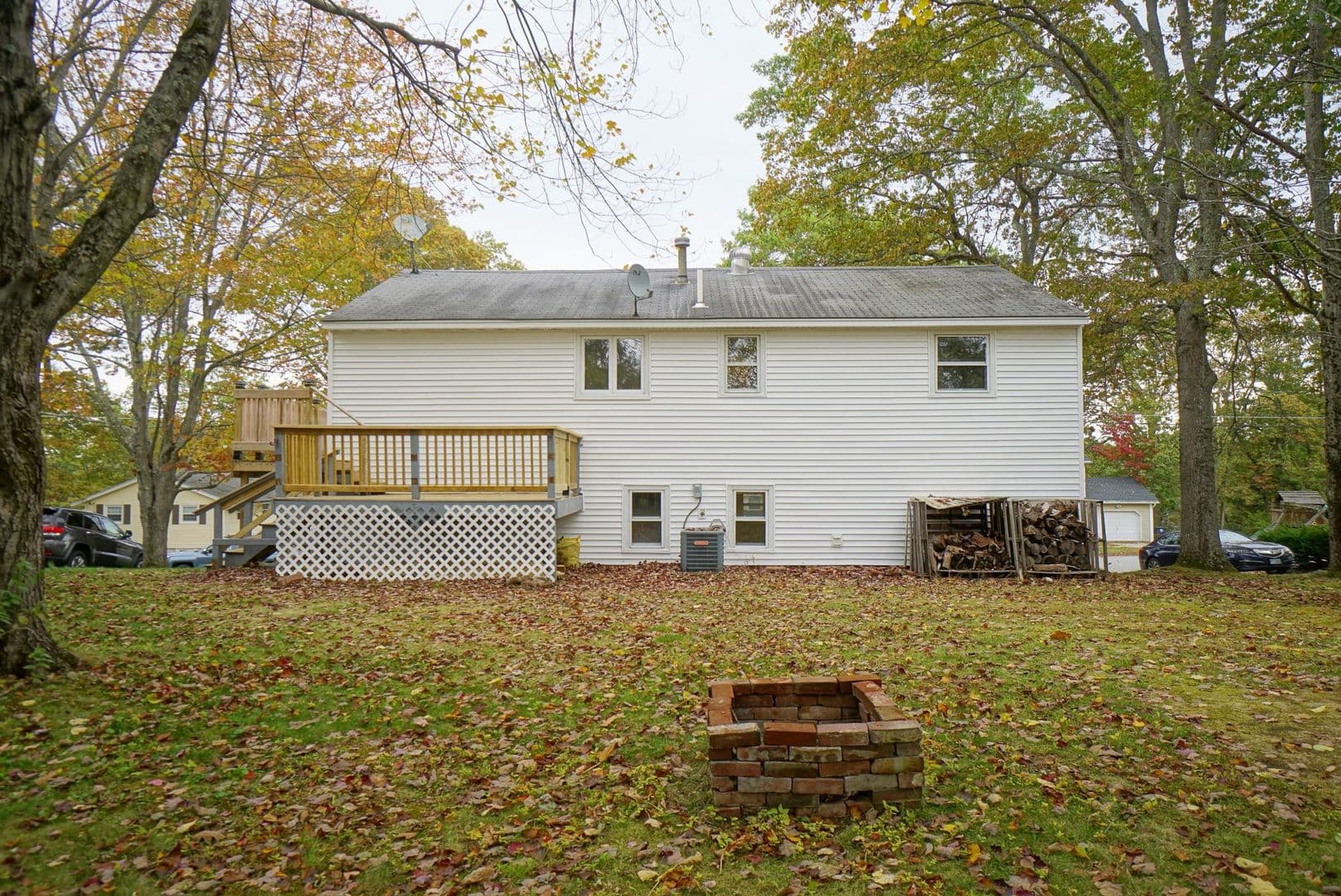 Nashua House: 42 Woodfield St