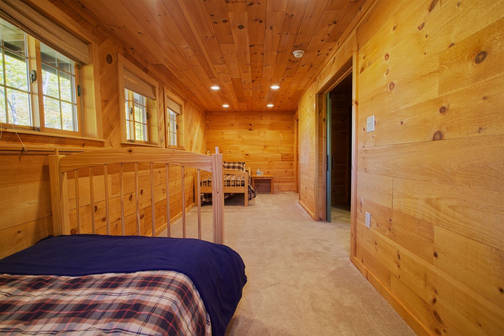 Campton House: 157 Summit Dr