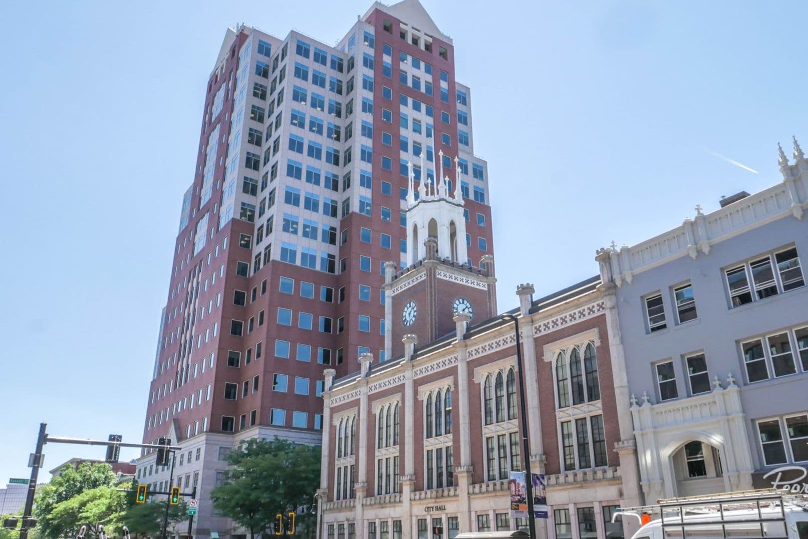 Manchester Apartment: 967 Elm Street