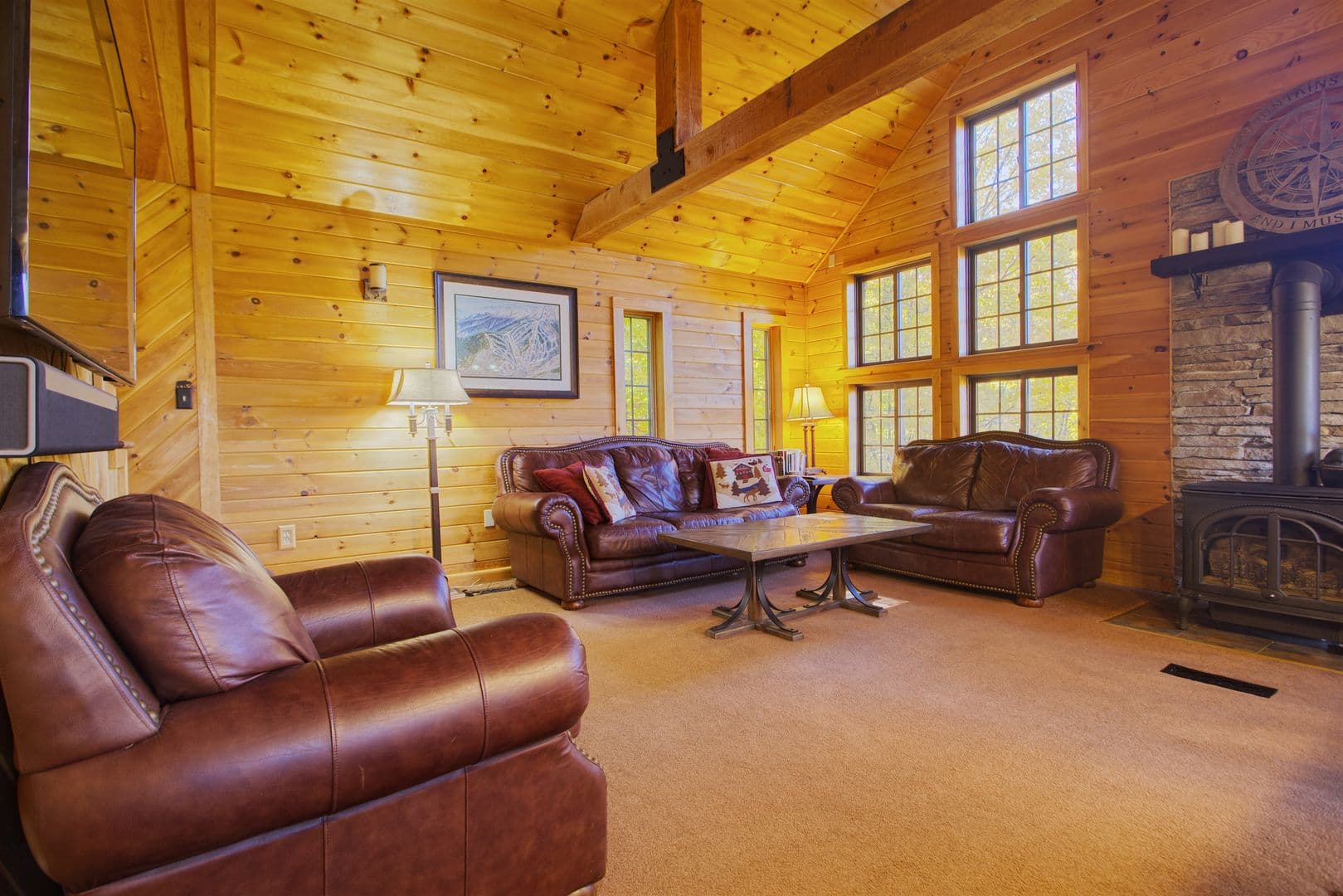 Campton House: 157 Summit Dr