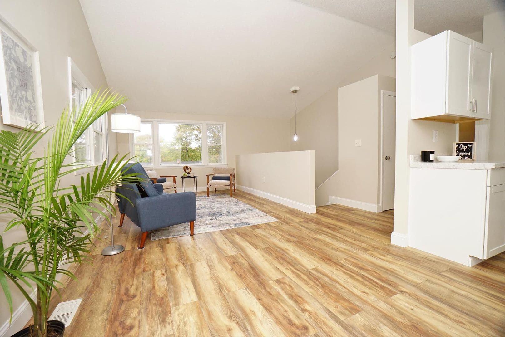 Nashua House: 42 Woodfield St