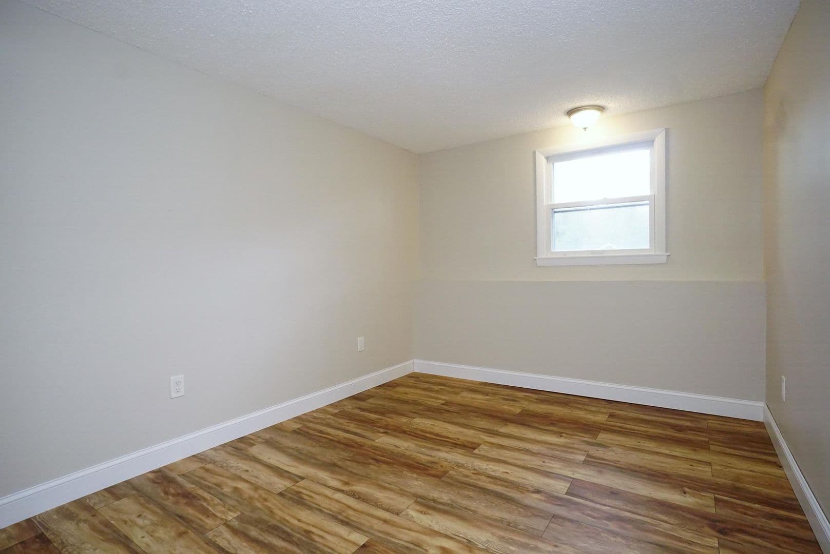 Nashua House: 42 Woodfield St
