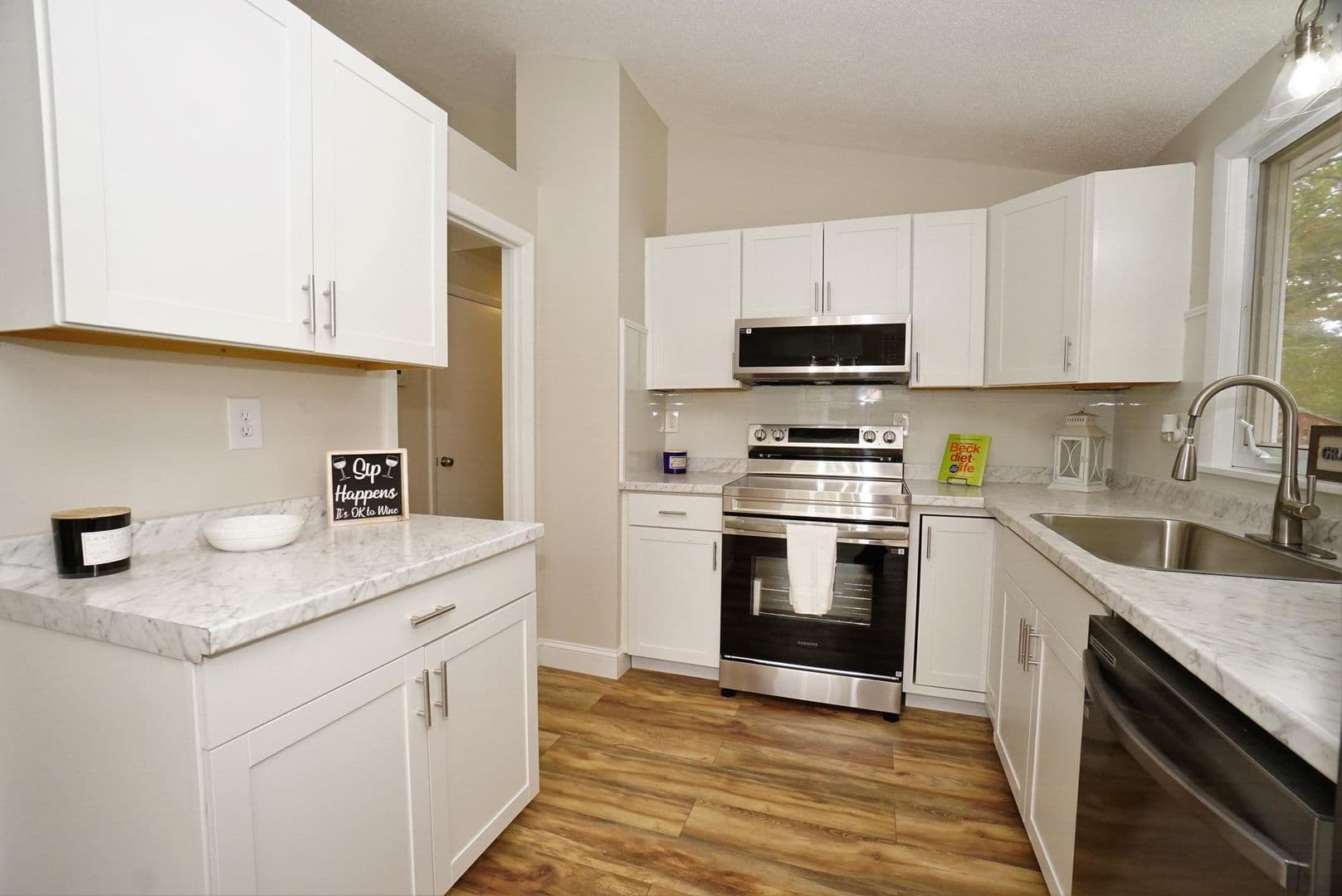 Nashua House: 42 Woodfield St