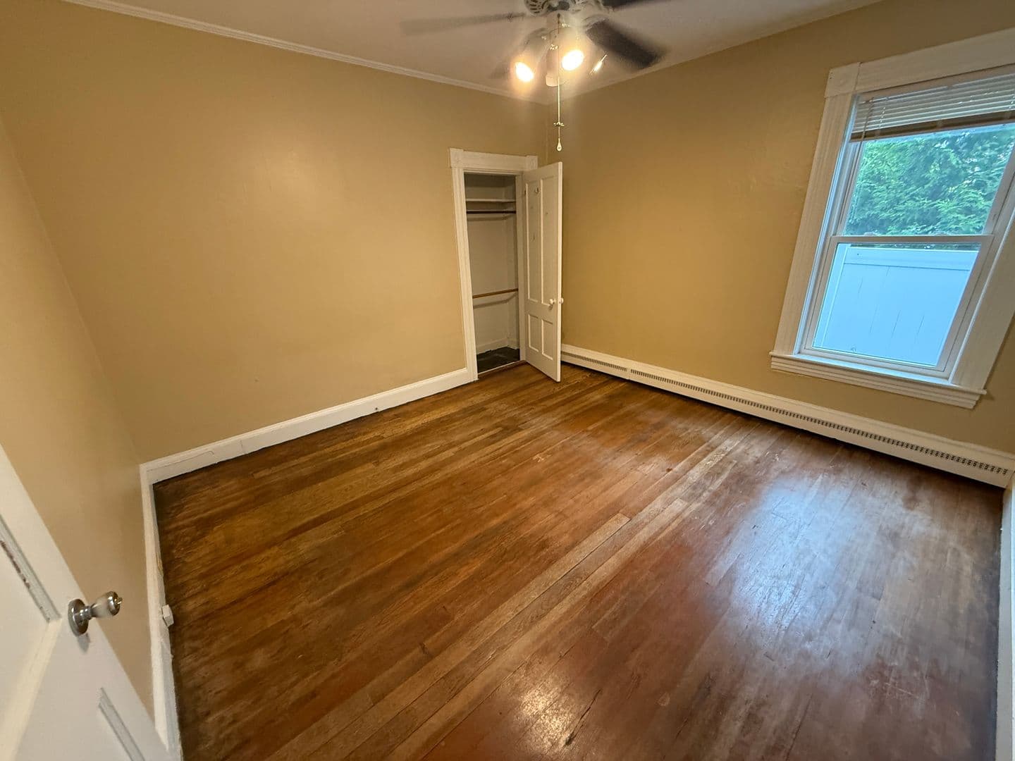 West Manchester Apartment: 276 Notre Dame Ave - 1R