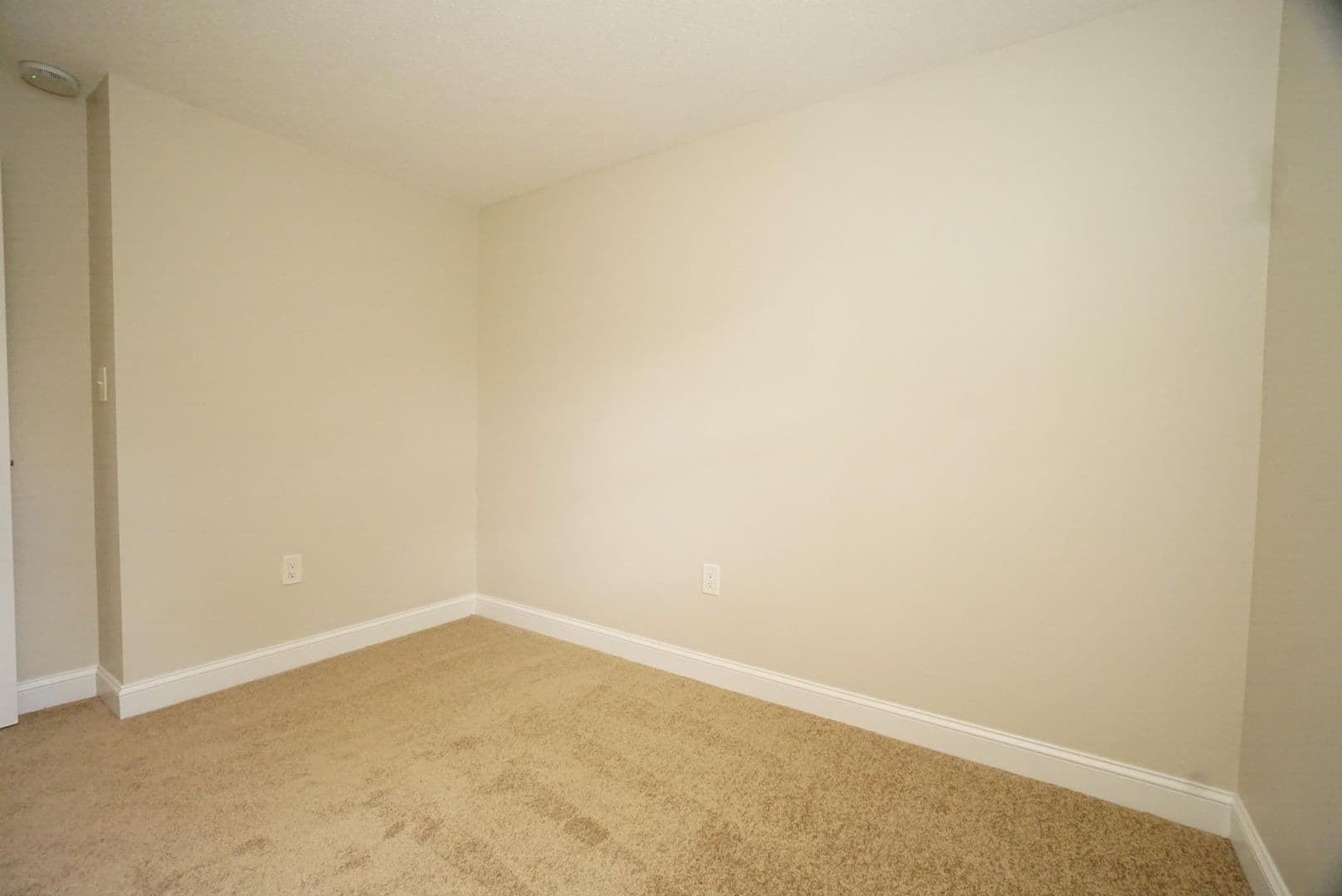 Nashua House: 42 Woodfield St