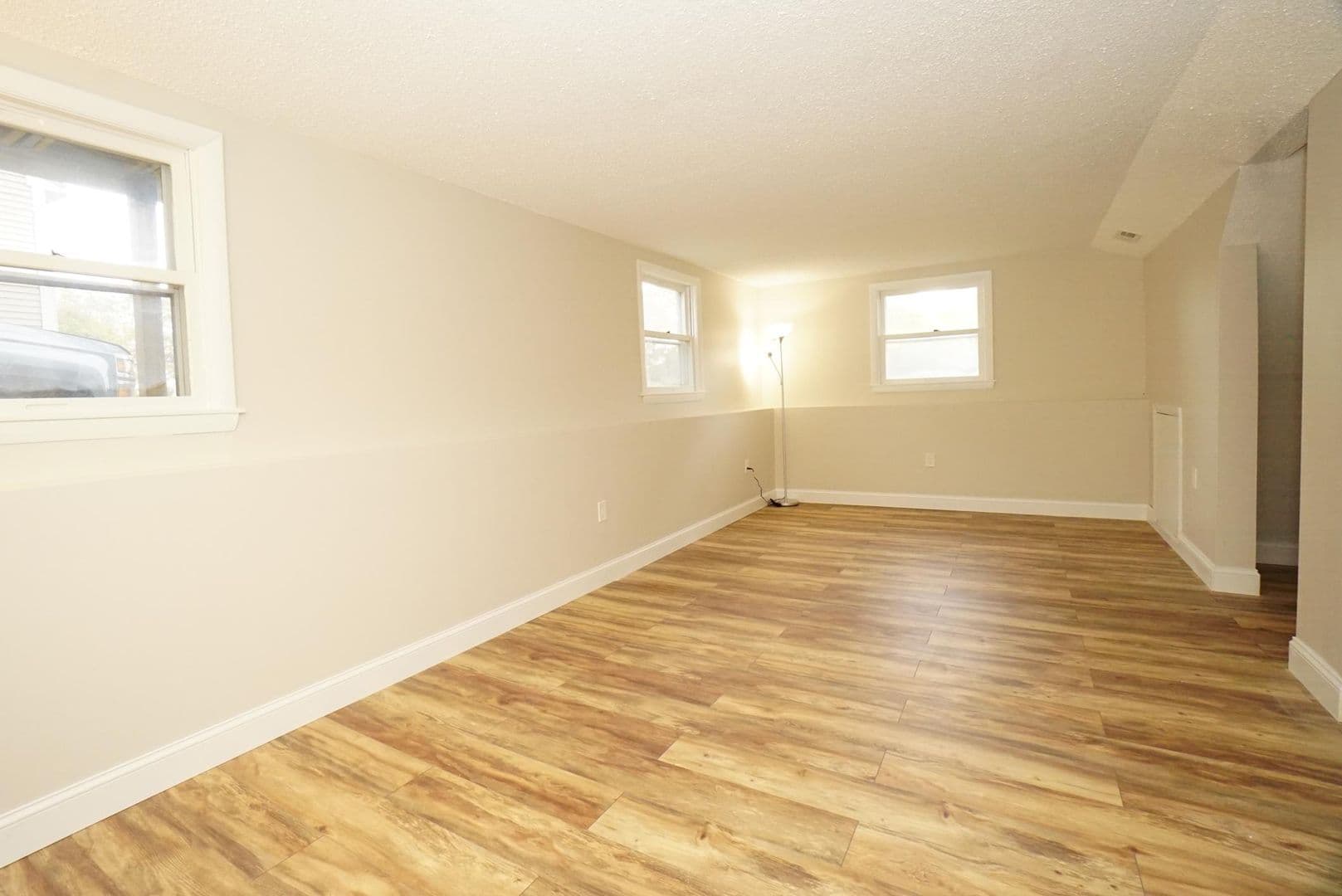 Nashua House: 42 Woodfield St