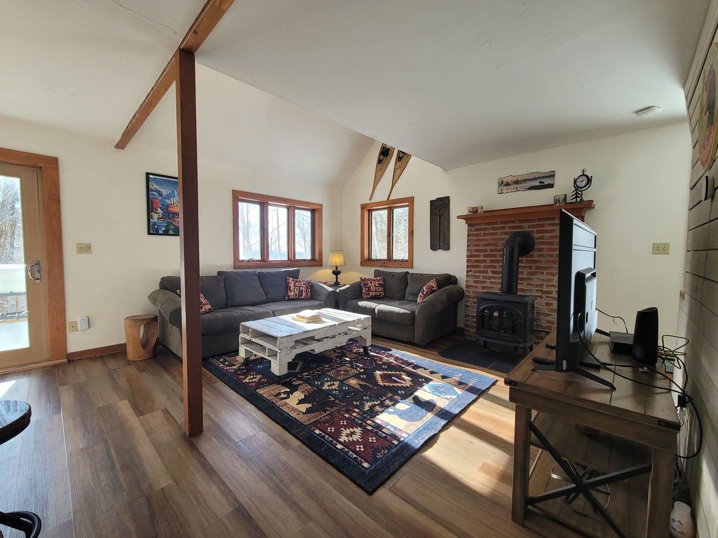 Campton House: 194 Reservoir Road