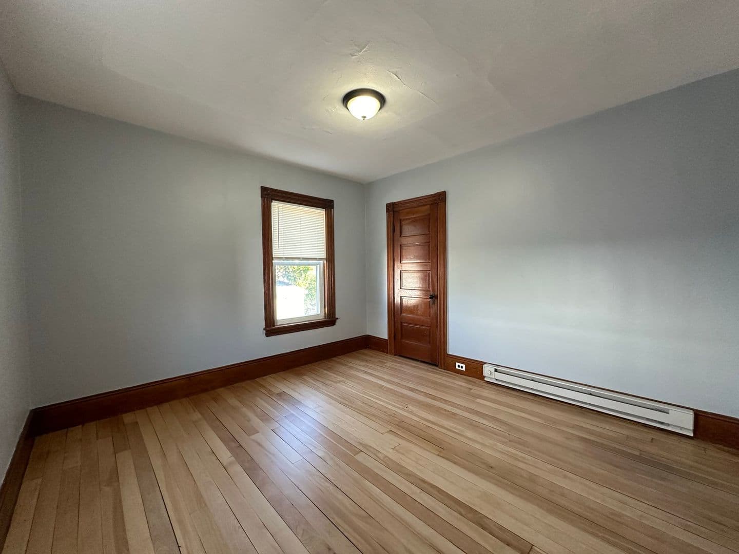 West Manchester Apartment: 449 Kelley Street