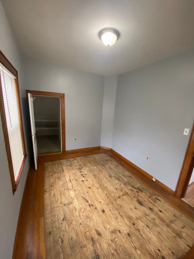 West Manchester Apartment: 314 Cartier St. #1