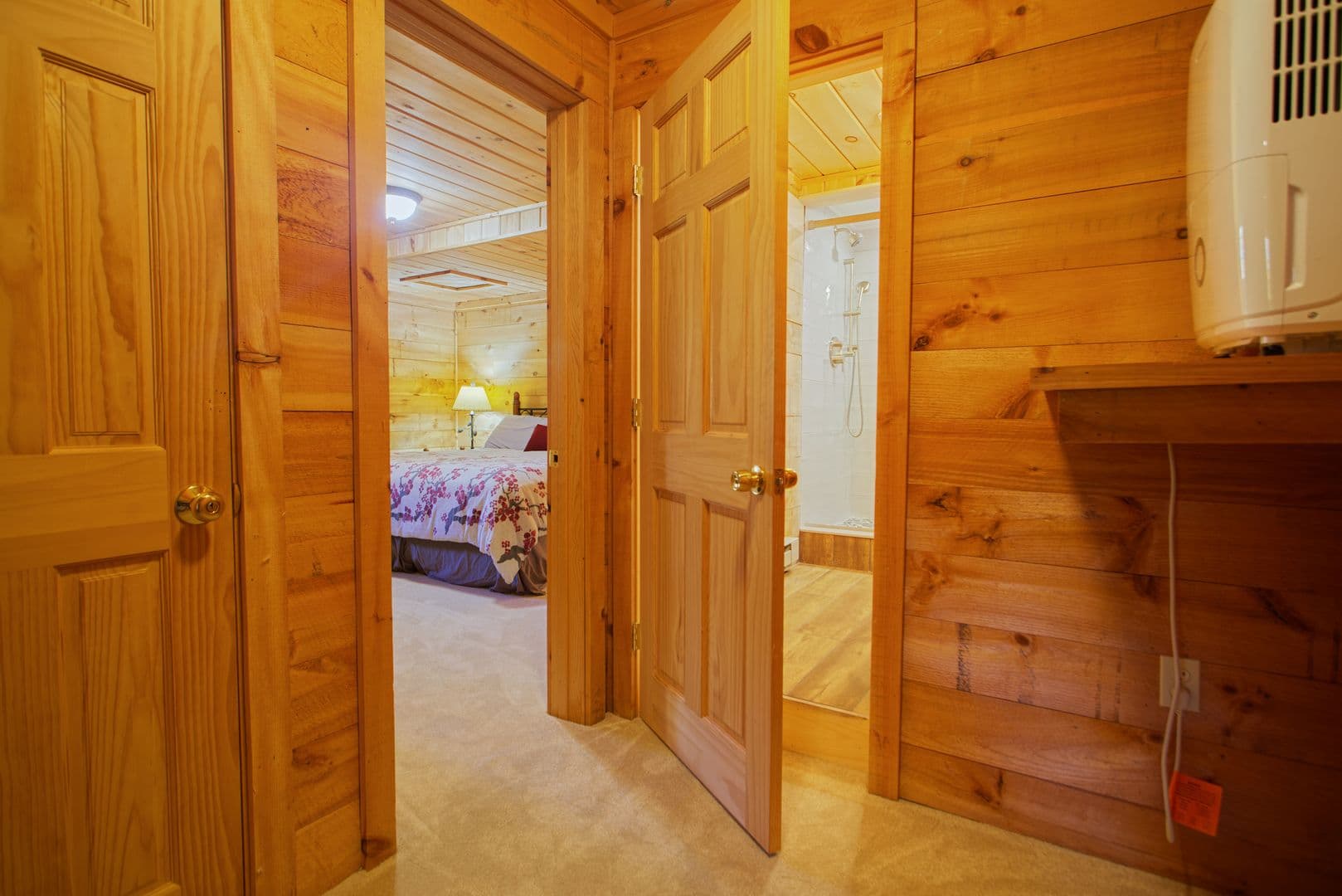 Campton House: 157 Summit Dr