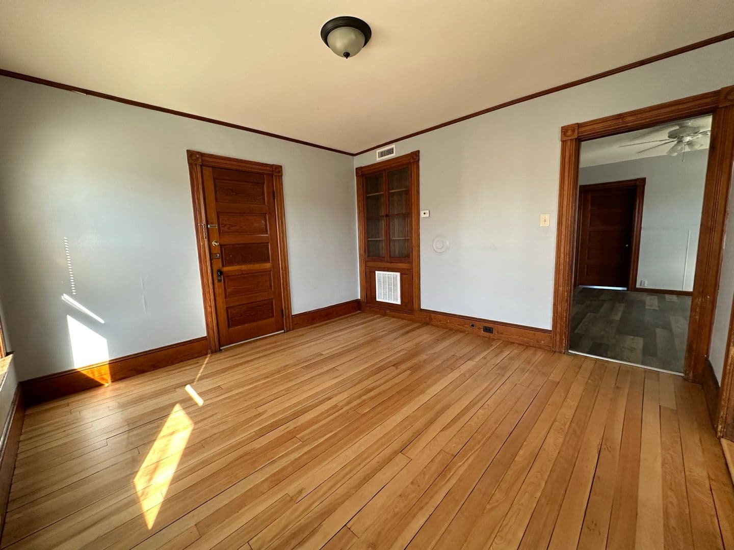West Manchester Apartment: 449 Kelley Street