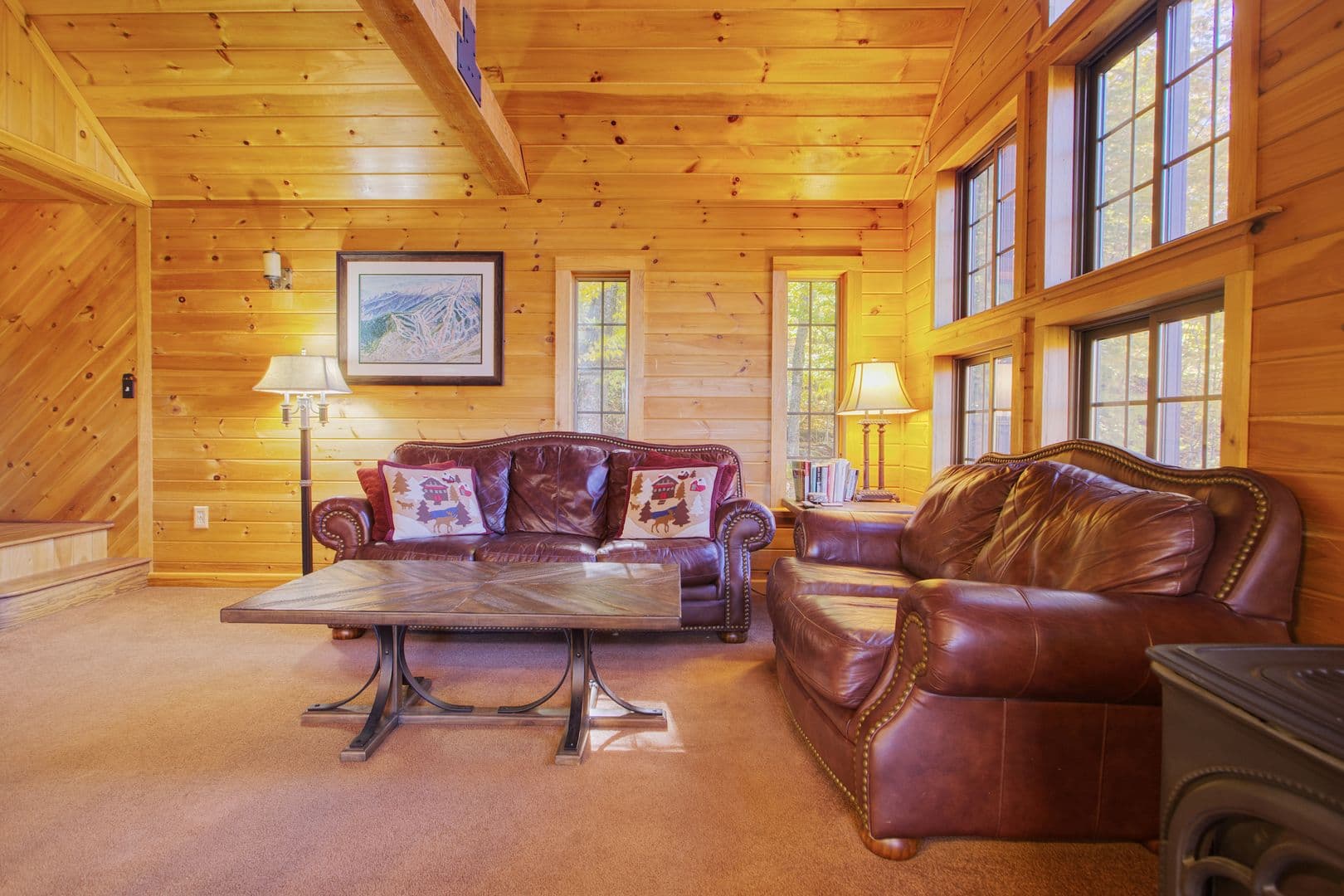 Campton House: 157 Summit Dr
