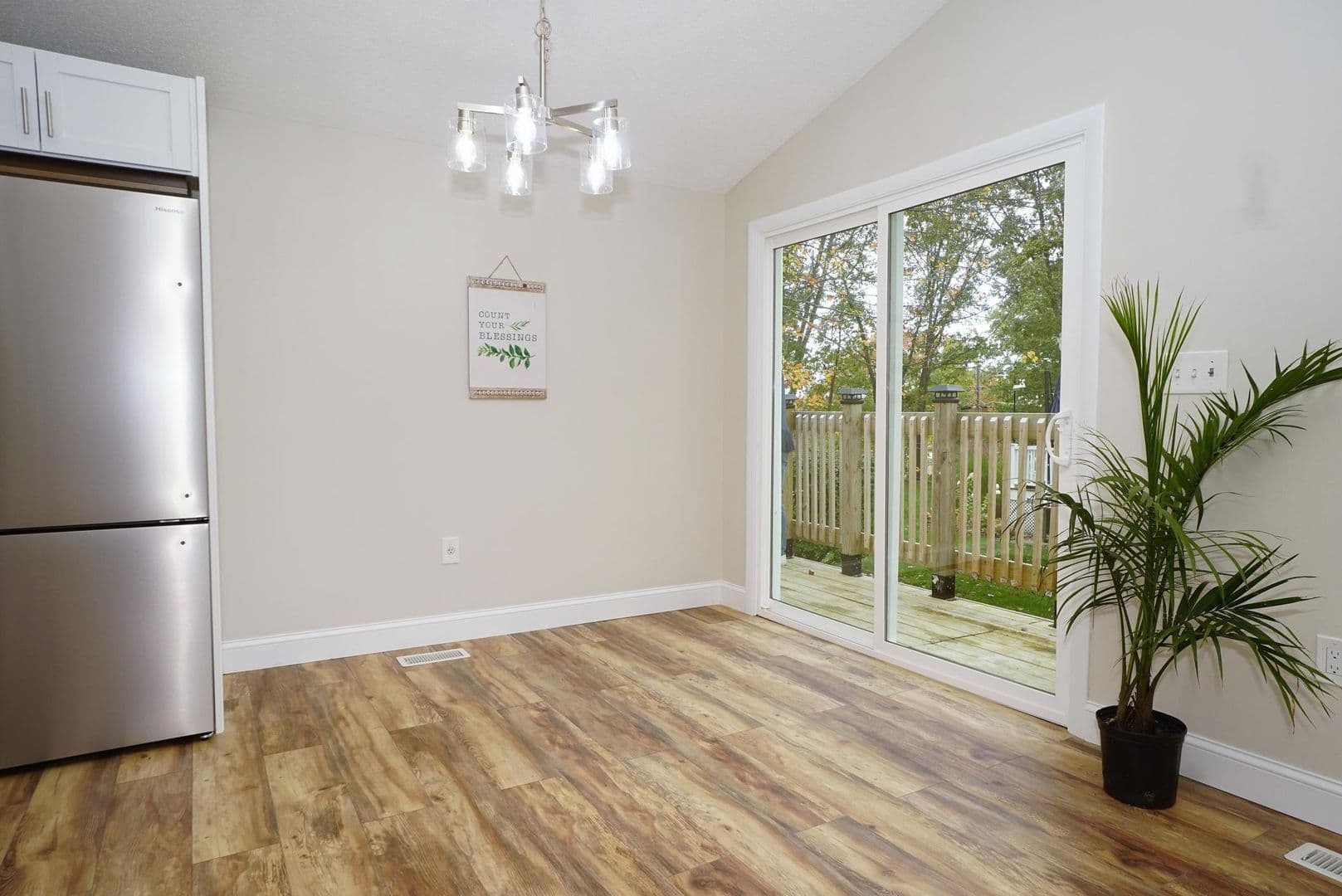 Nashua House: 42 Woodfield St