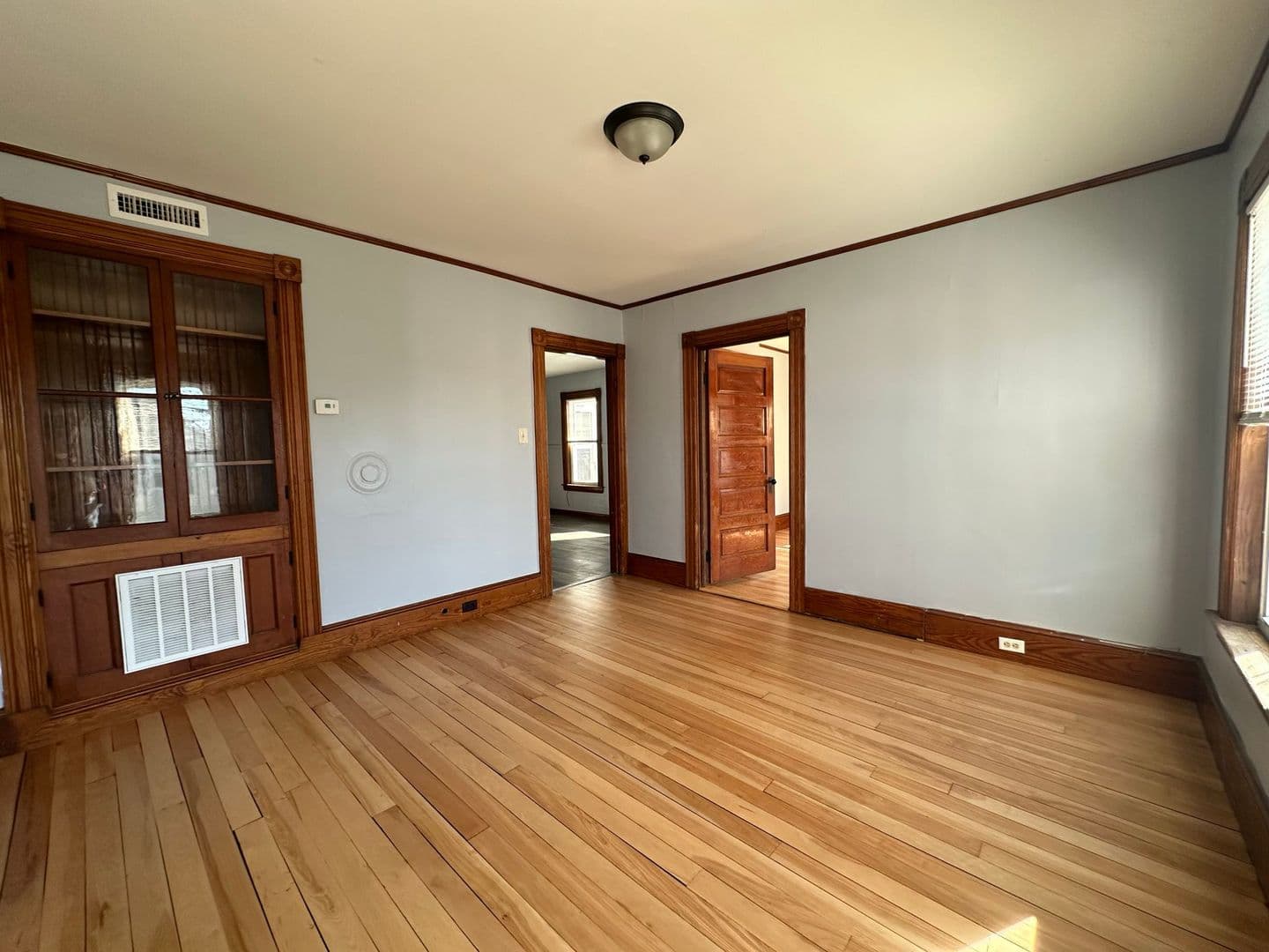 West Manchester Apartment: 449 Kelley Street