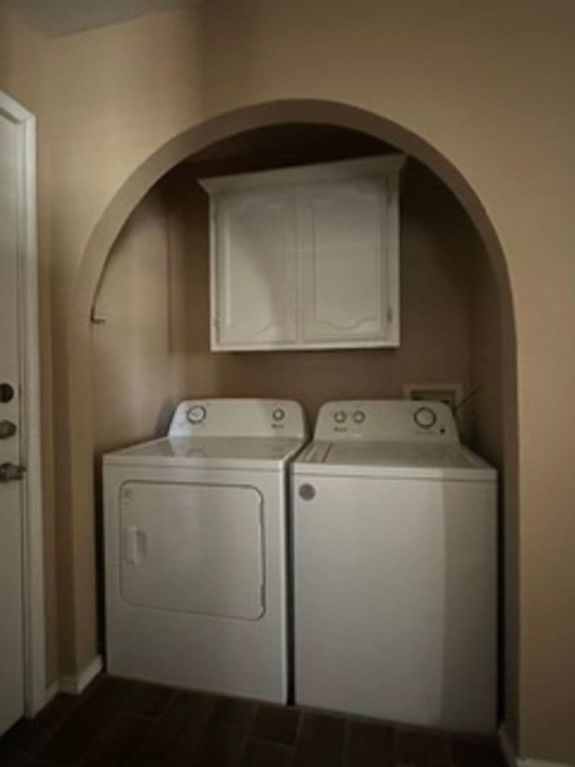 Edinburg Apartment: 1002 Lexington Circle