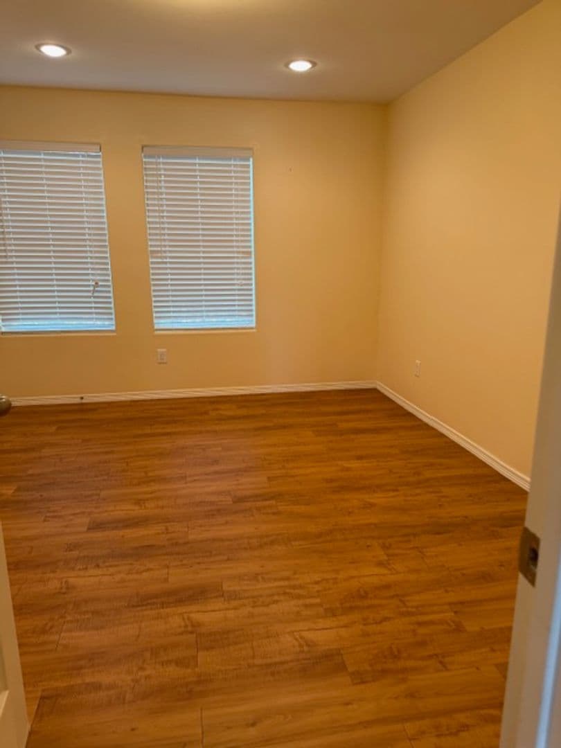 MCALLEN Apartment: 700 SUNSET
