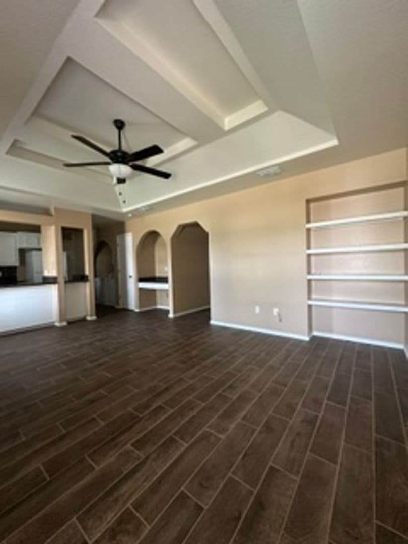 Edinburg Apartment: 1002 Lexington Circle