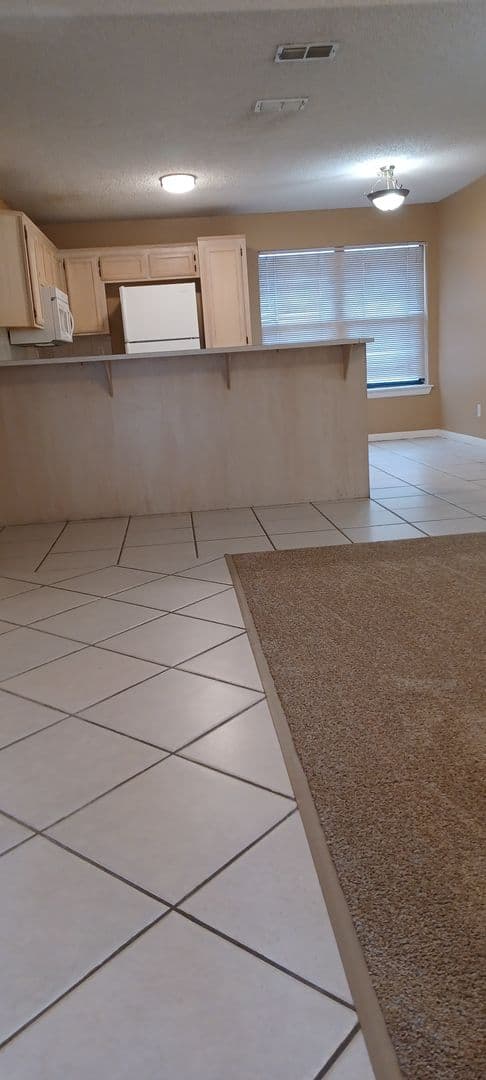 McALLEN Apartment: 3001 N. "J" ST.