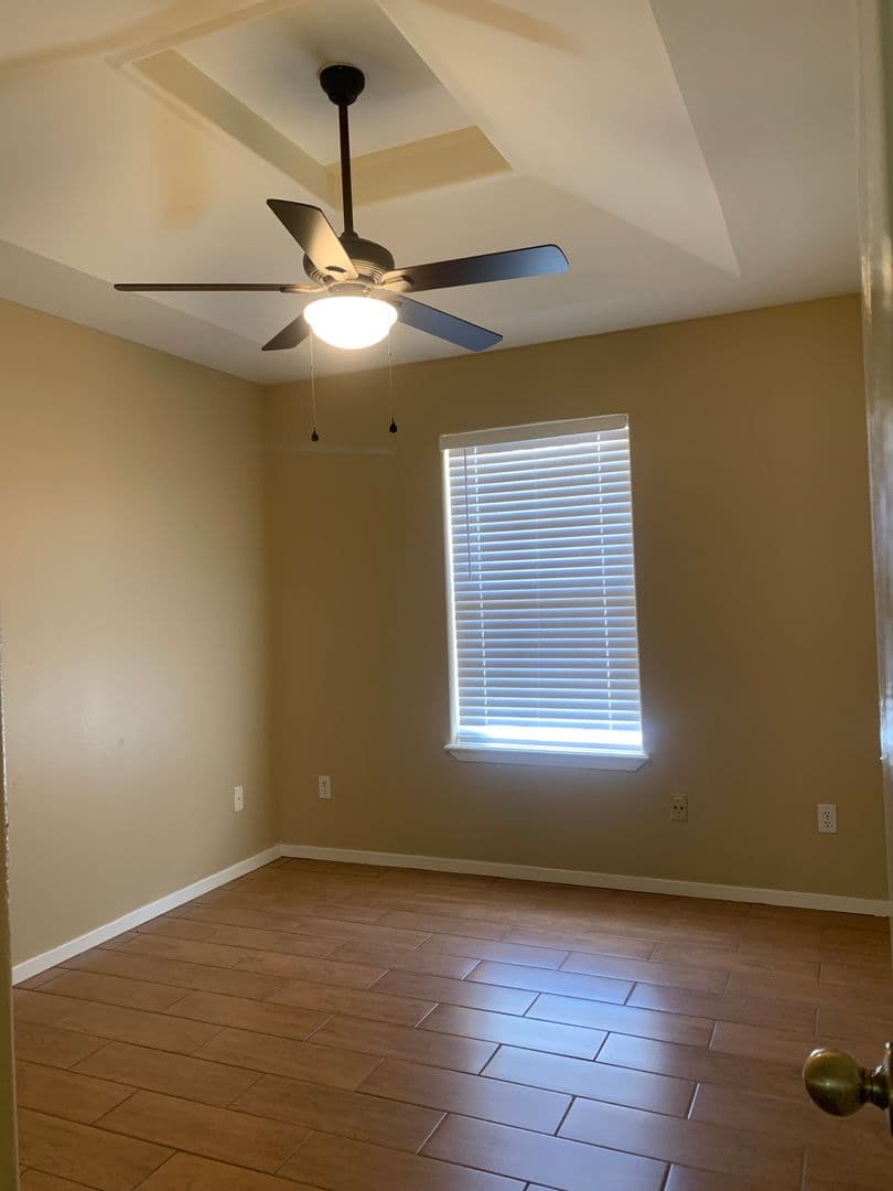 MCALLEN Apartment: 1204 SANDPIPER AVE.