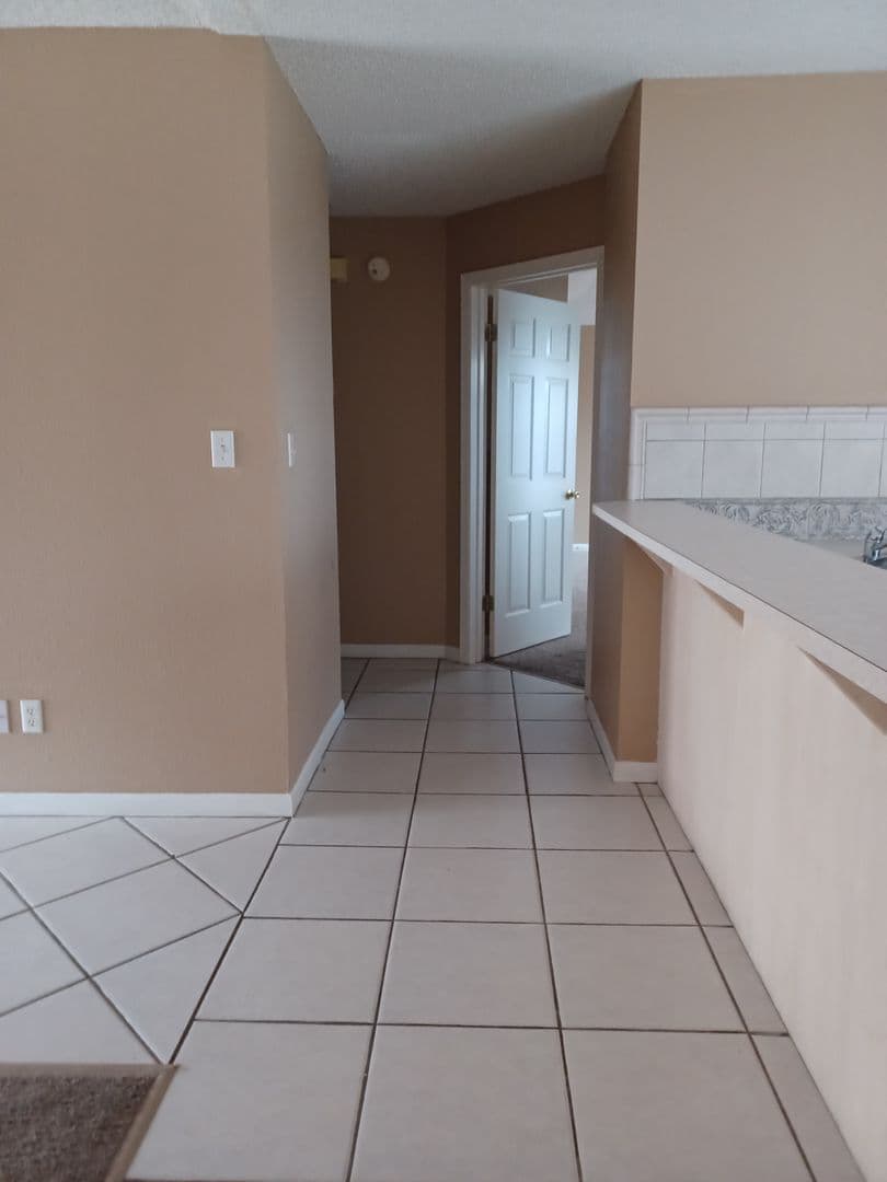 McALLEN Apartment: 3001 N. "J" ST.