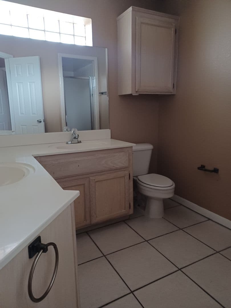 McALLEN Apartment: 3001 N. "J" ST.