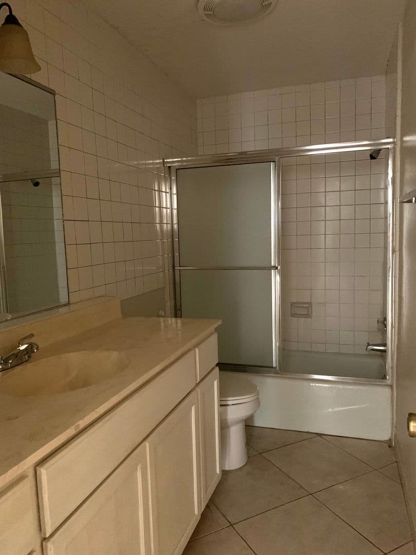 MCALLEN Apartment: 700 SUNSET