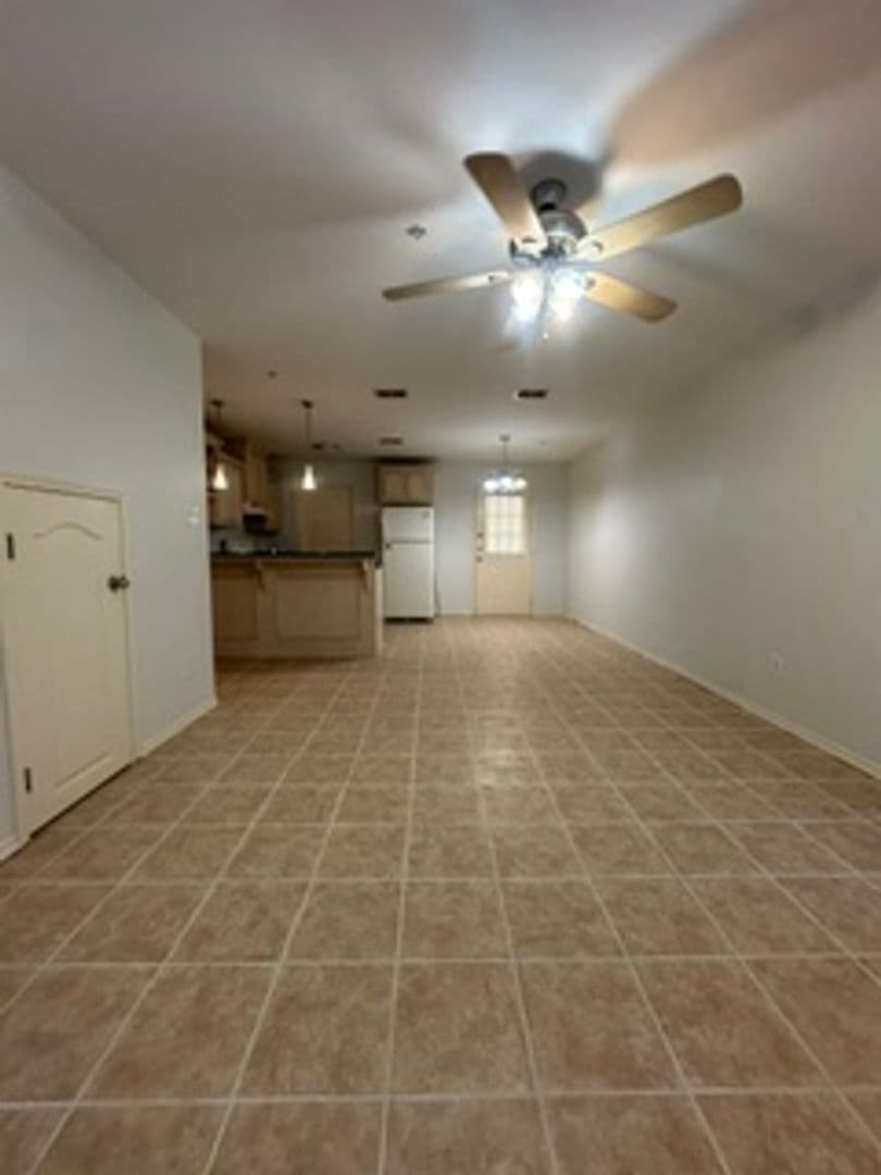 McAllen Apartment: 102 S. 48th Lane