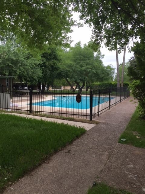 MCALLEN Apartment: 700 SUNSET