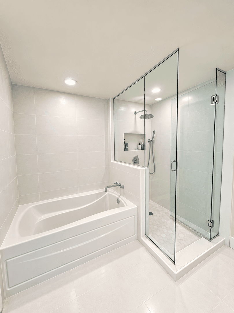 Honolulu House: 1551 Ala Wai Blvd.